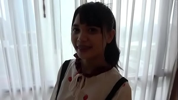 I shot on her pussy and pushed it in with my dick