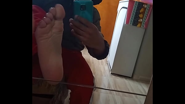 Download Video - Male Feet&comma; Foot Fetish
