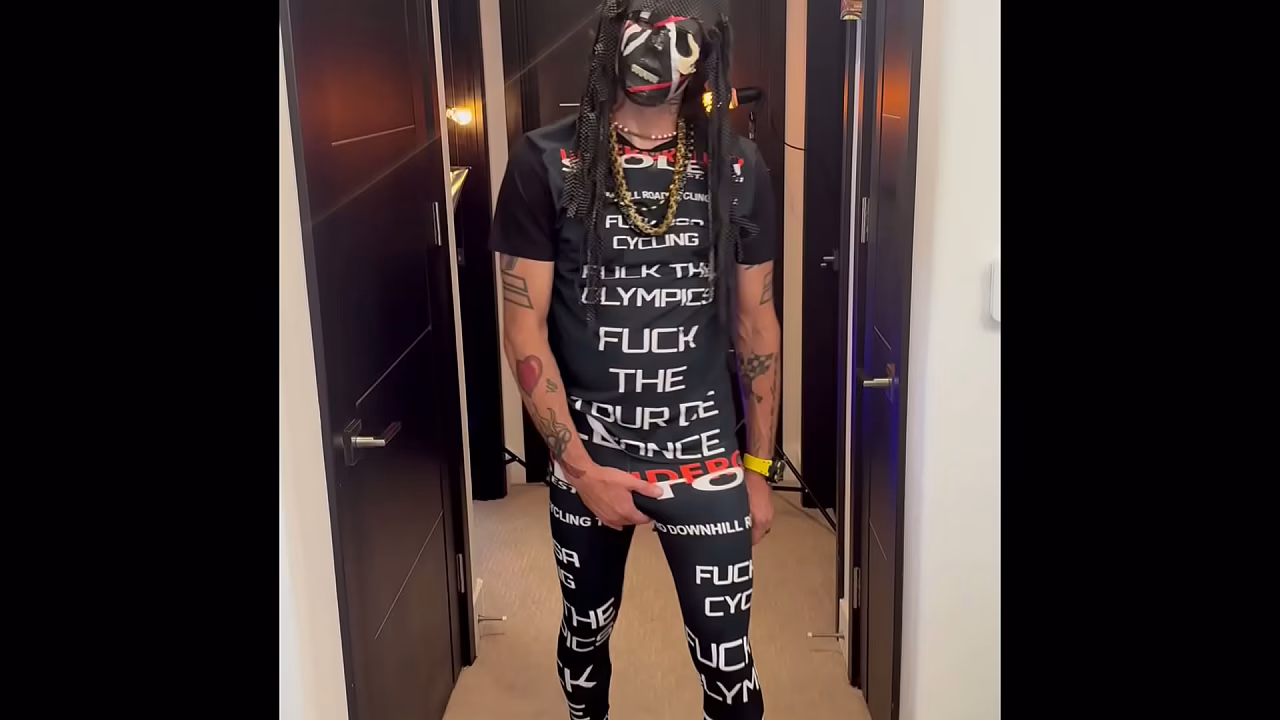 The d3ad rac3r stlnundrgrnd fashion show