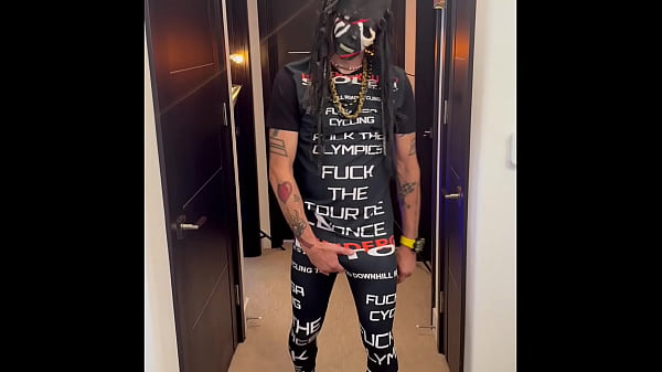 The d3ad rac3r stlnundrgrnd fashion show