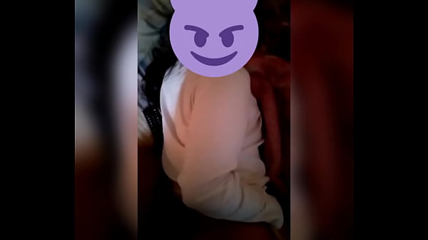 Download Video - Mi ex me busca para cogermela ya que su marido no puede