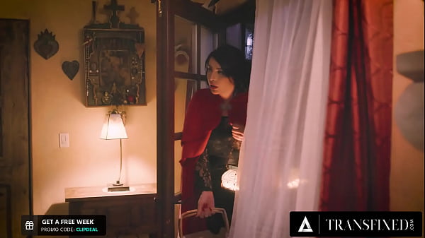 Download Video - TRANSFIXED - Kleio Valentien Offers To Devour Chanel Santini's Enchanting Cock