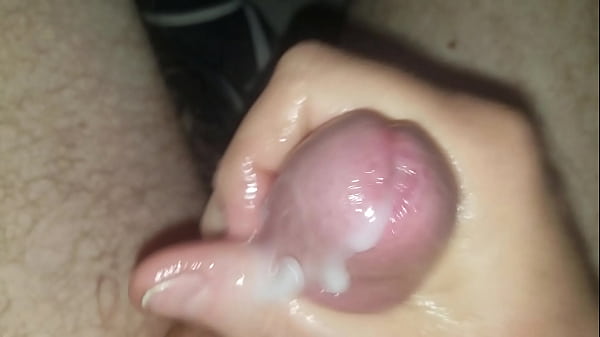 You ladies on Xvideos keep me hard