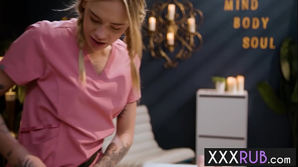 Sexy Cubbi Thompson fucks big ass teen Dylan Moore after hot body massage
