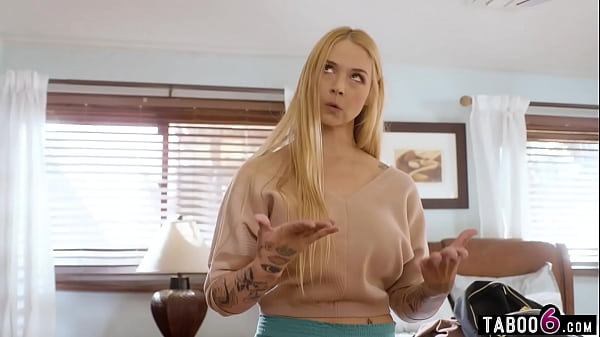 Lessons from curvy MILF stepmom Sarah Vandella for her clueless stepson