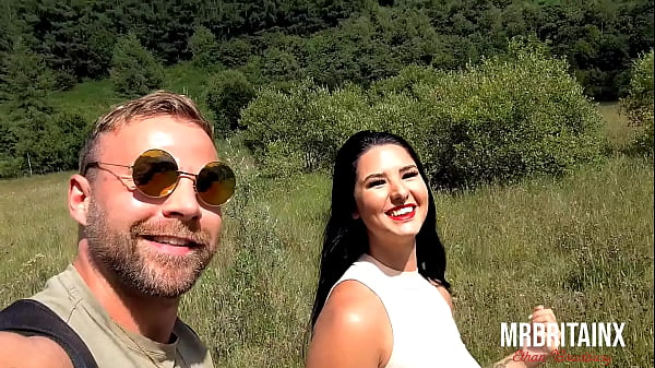 Picnic Turn into Outdoor Sex