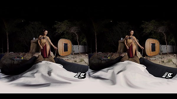 VR Sex With Princess Leia (Star Wars Parody)