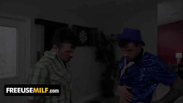 Download Video - The Draft 2&colon; Speed Rounds by FreeUse Milf Featuring Tiffany Fox&comma; Slimthick Vic & Angelina Moon -MYLF