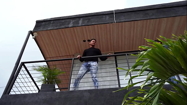 Download Video - This big ass Latina is lost in the city&comma; we help her and in return we fuck her very hard part 1 - ENM DIAMOND