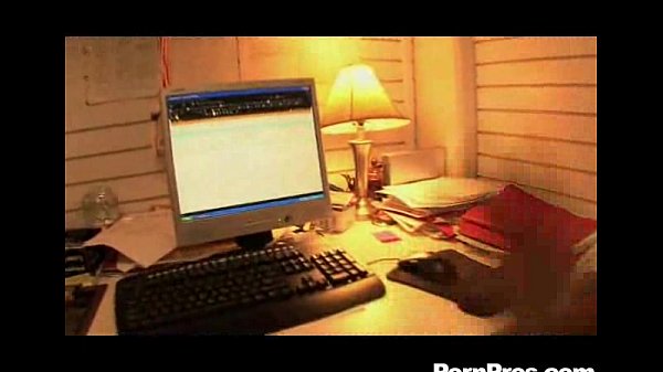 Computer Repair Slut Finds Huge Surprise!