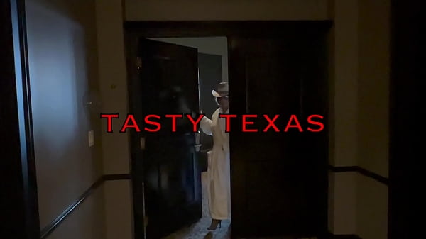 HOT BIG TITS Milf gets BANGED HARD in hotel hallway and gets caught!!! (PREVIEW)