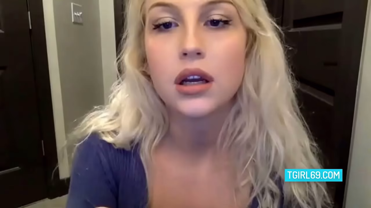 Blonde Shemale Masturbates