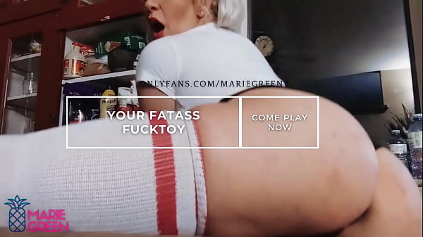Fatass Milf Twerking Branché Le Cul Pour Attention