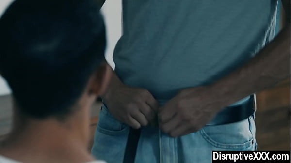 Tenant has no choice but to fuck landlord's ste...