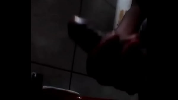 Grosse Bite Se Branle