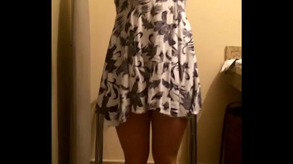 Download Video - Snapchats Leaks&colon; Dressing up for a Kinky Experience