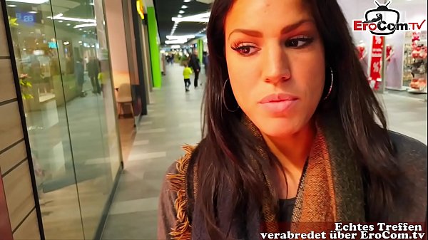 Download Video - Deutsche Amateur Latina Teen im Shoppingcenter abgeschleppt und POV gefickt mit viel sperma