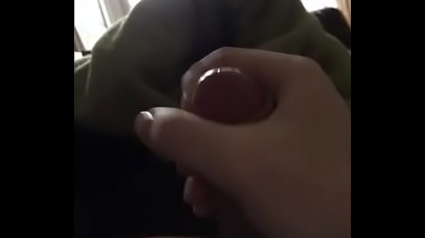 Teen Avec Grosse Bite Se Branle Aperçu