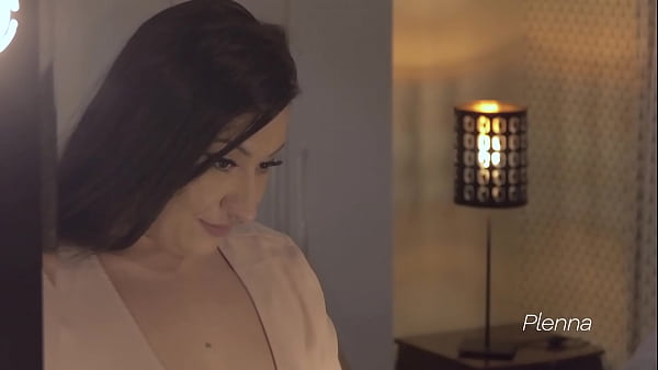 CONTRATEI UMA PERSONAL STYLIST PRA ME AJUDAR A ME VESTIR MELHOR, MAS ACABEI FICANDO PELADA PRA ELA - &Aacute;GATHA LUDOVINO E BIELA