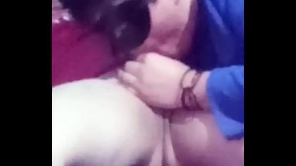 Hetero se calienta y me deja chuparle el pene, ...