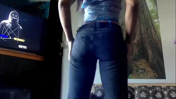 Dancing to y Milf Ebony Mama in black shiny boots -Hey! Subscribe to Lay Down Comedy! Tits and Ass and a scarf with long hair plus stretching and bare feet.