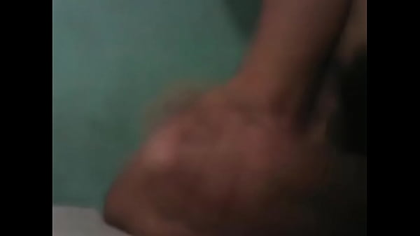 Tomen leche para creser fuertes ; }