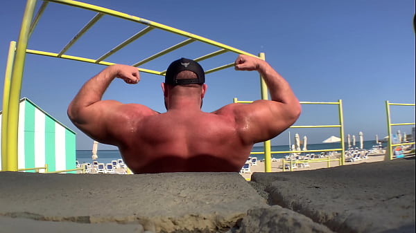 Full body workout at the beach