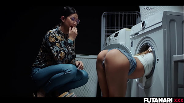 STUCK in the Washing Machine! Trans Shemale Gro...