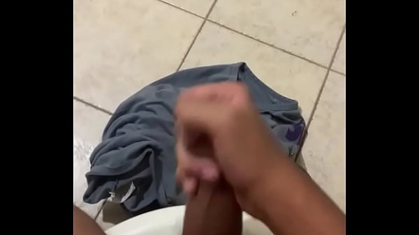 I want someone to make me cum