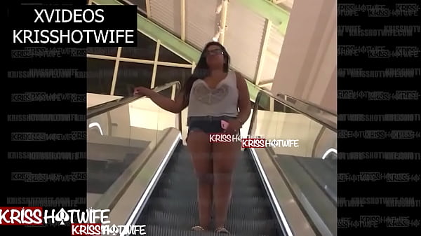 Kriss Hotwife Well Displayed In Shopping - Compiled