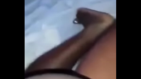 Gostosa caiu na picona