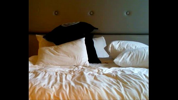 Download Video - Simohayha85 &sol; Facialqueen - Hotel Amateur Threesome&comma; Anal and Cumshot