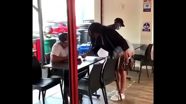 african tities on shrny