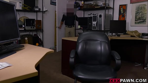XXX PAWN - For The Price Of Your Mouth On My Big Cock, You Can Have Your Things Back, Honey