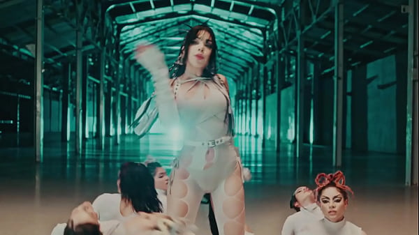 Mía mía kenia os(video oficial)