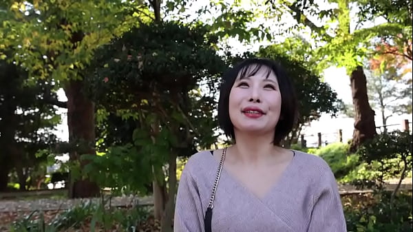 [Ran-san, 37 years old, married for A married woman I met in front of Ushihama Station in Fussa, Tokyo. Her husband seems to be subject to domestic Copy and paste ⇛https://is.gd/fMK44J