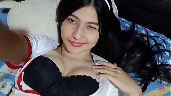 UNIVERSITARIA SE MASTURBA CON UN FANS DE MEXICO QUIERES VER LA SEGUNDA PARTE CARI&Ntilde;O ? ( CASERO REAL)
