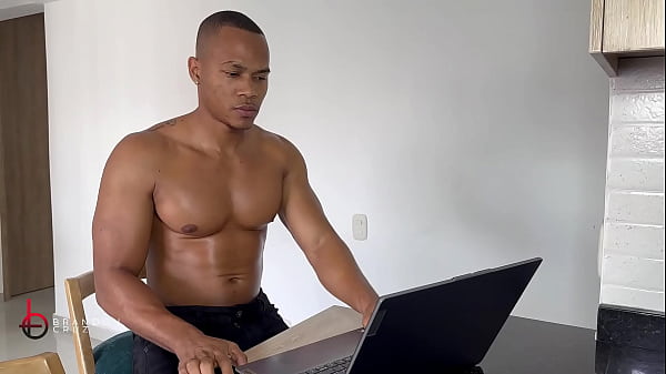 I offer money to a Colombian maid in exchange for sex - Emily Fox & Brandon Cruz