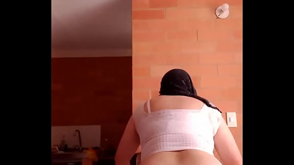 Download Video - Travesti Liseth mostrando su verga humeda y su culo caliente
