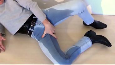 Download Video - geiljeansboy loves wetting his jeans