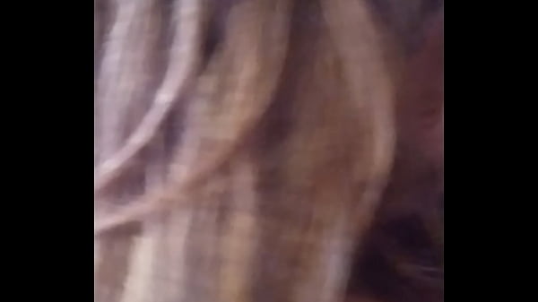 Double Pénétration Sur Une Chienne Blonde