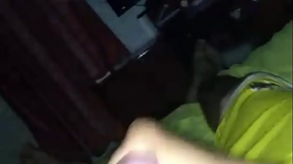 Com a madrugada ele me manda batendo uma