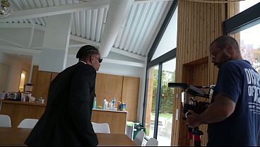 Italian Silvia Soprano is fucked by two guys in her beach house (unreleased BTS footage)