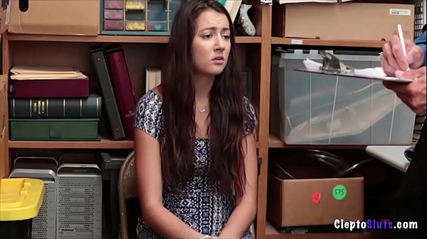 Retarded chick good at stealing- CAUGHT