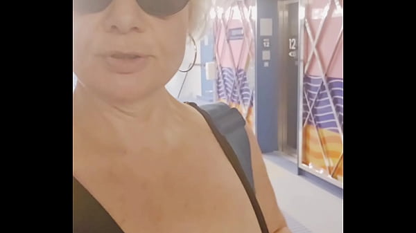 Woman Swing And Fuck With Other Man