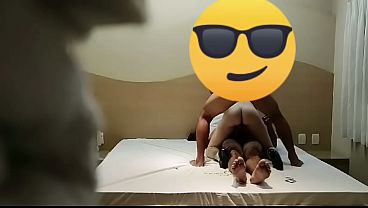 Download Video - Hotwife sofrendo na DP