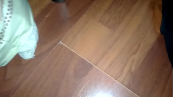 Download Video - Hermosa chupada casero &lpar;comenten&rpar;