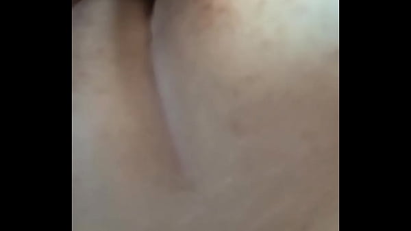 Quickie De Salope Mariée Dans Un Camion