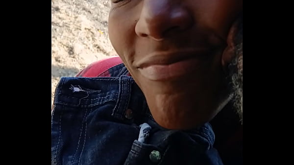 Cutie walking by wanna get in the car and fuck