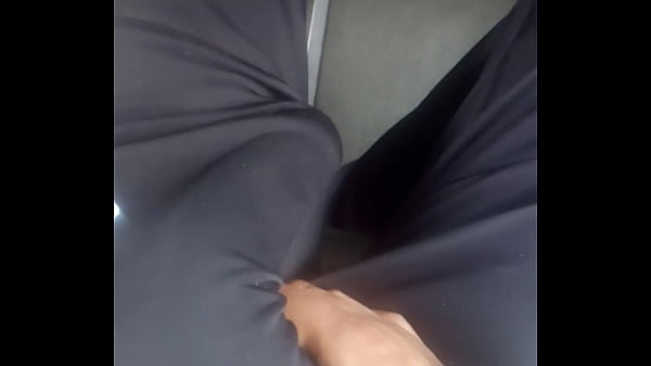 Vergon Jouant Dans Le Bus